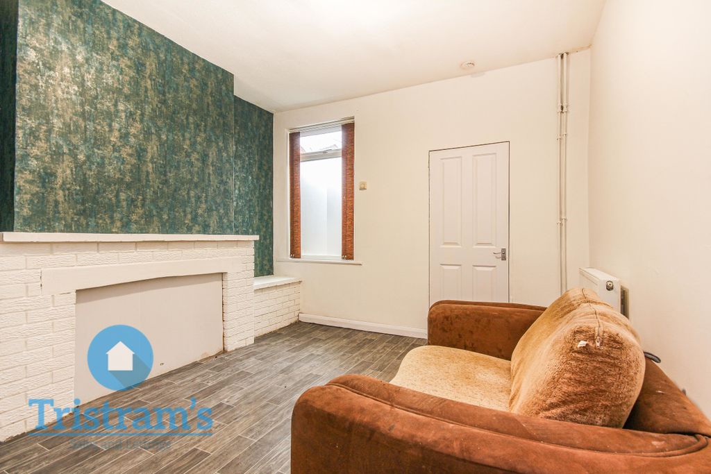 Property photo 2 of 10 Img_2549