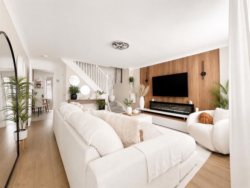Property photo 3 of 22 B02F332d-Ae91-4B2d-97Aa-8Cb62Dbcdab7.Png
