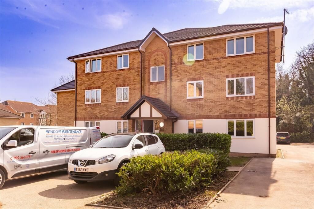 Property photo 1 of 7 136 Woodland.Jpeg