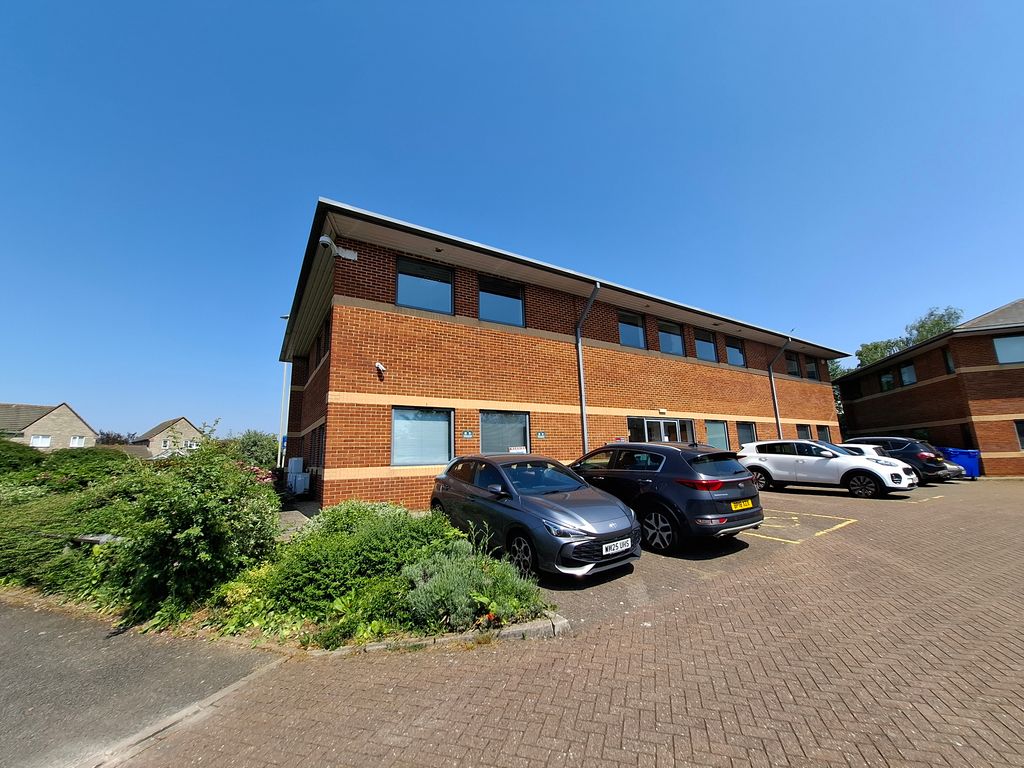 Property photo 1 of 3