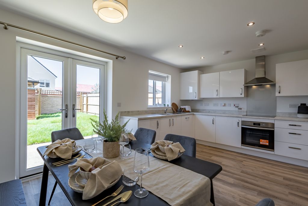 Property photo 2 of 7 Photo