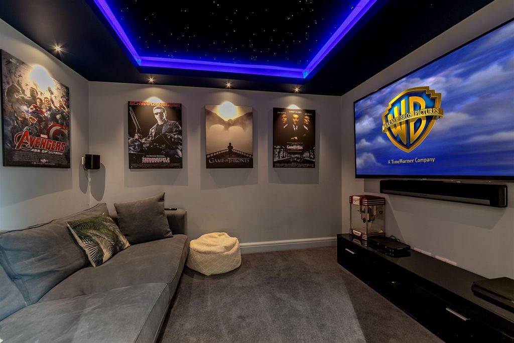 Property photo 3 of 33 7Crouchhallgardens-37.Jpg
