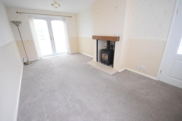 Property photo 3 of 11 Lounge