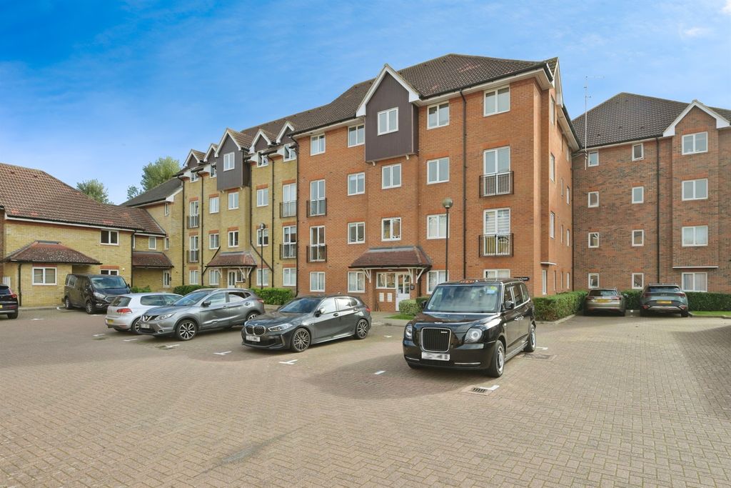 Property photo 1 of 16