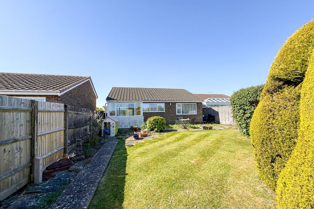 Property photo 3 of 18