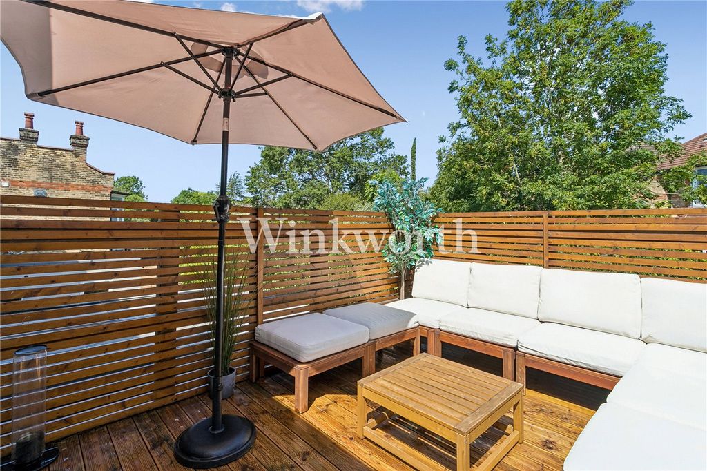 Property photo 3 of 13 Picture No. 06