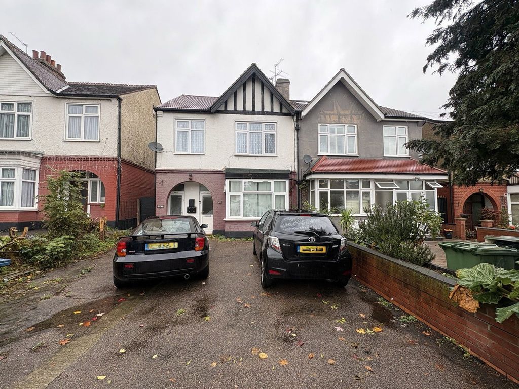 Property photo 1 of 5