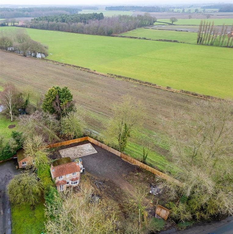 Property photo 3 of 9