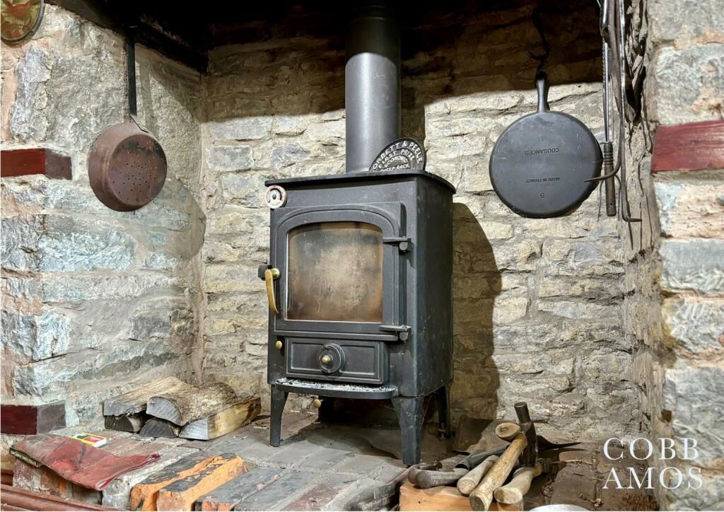 Property photo 3 of 16