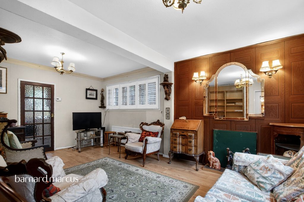 Property photo 2 of 7