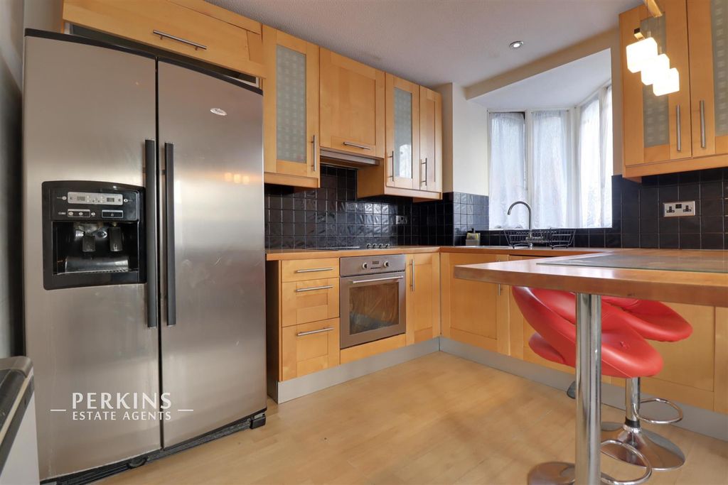 Property photo 2 of 5 Kitchen.Jpg