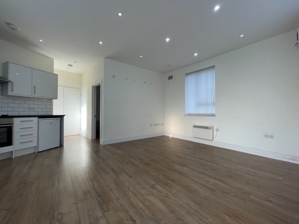 Property photo 3 of 9 3027233