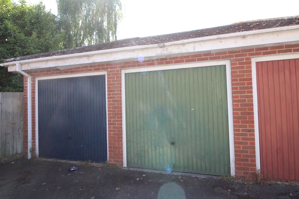 Property photo 1 of 20