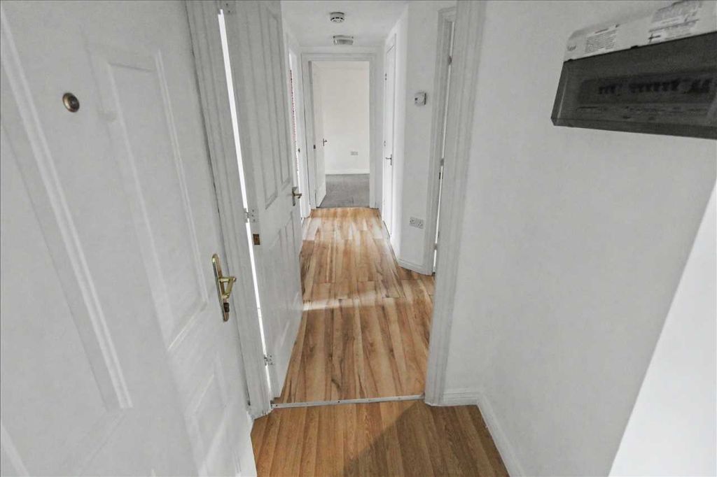 Property photo 2 of 13 Entrance Porch