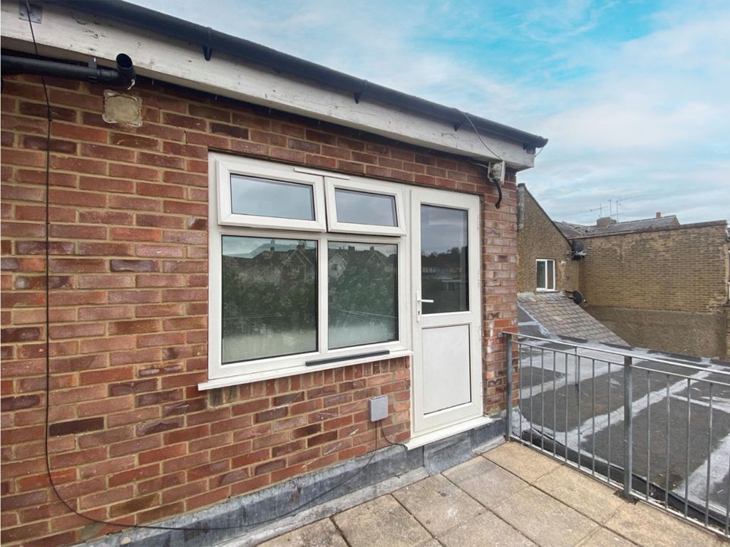 Property photo 2 of 7 4416741