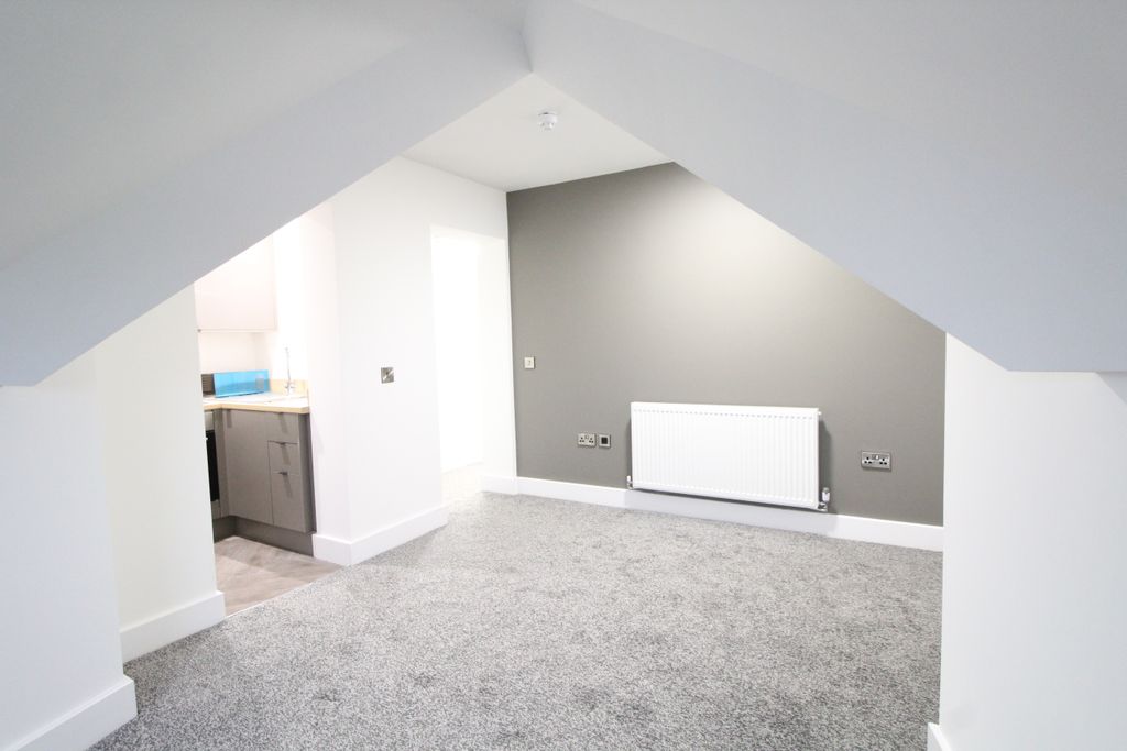 Property photo 3 of 7 Img_7259