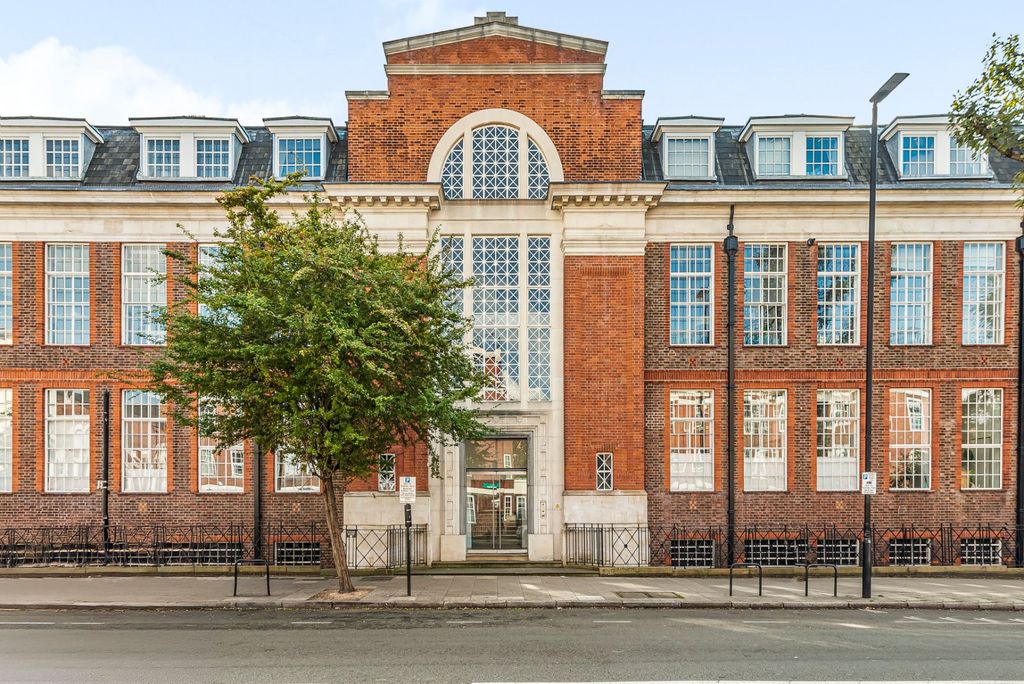 Property photo 2 of 15