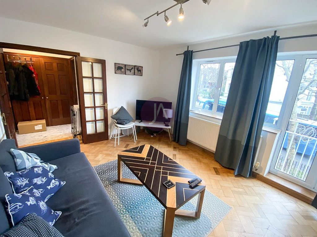 Property photo 2 of 10 Picture No. 17