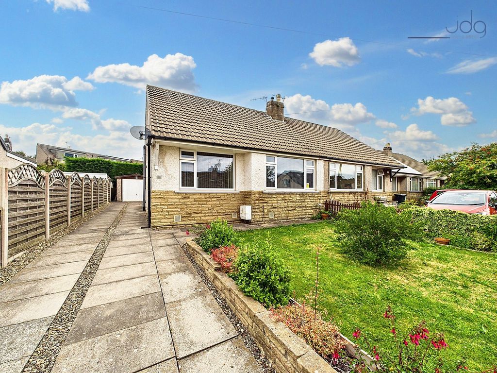 Property photo 1 of 8 Welcome To Beech Road