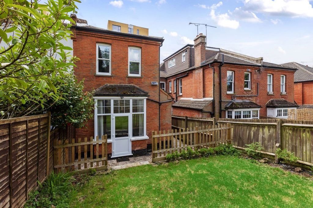 Property photo 2 of 11