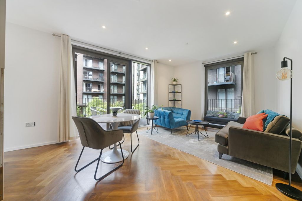 Property photo 1 of 19