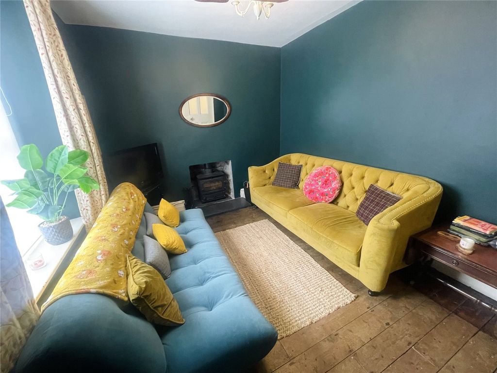 Property photo 2 of 18 Picture No. 19