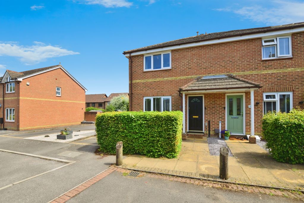 Property photo 1 of 17