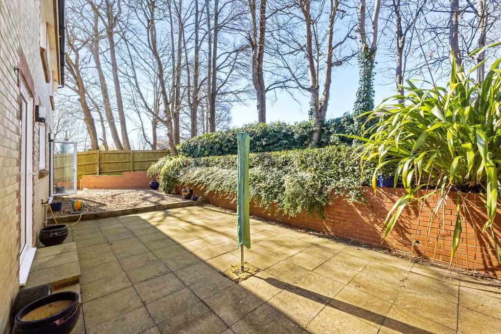 Property photo 3 of 51 Picture No. 06