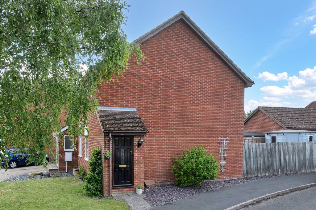 Property photo 1 of 11