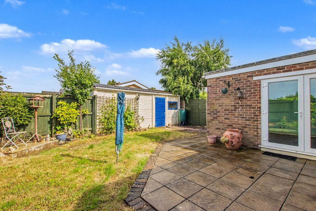 Property photo 2 of 19 5217253