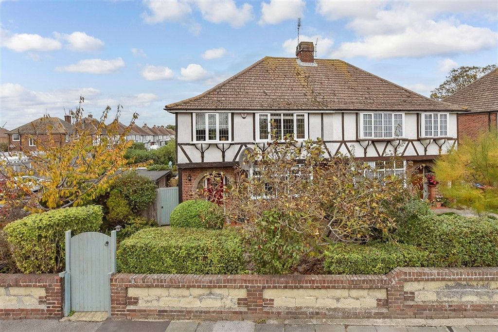 Property photo 1 of 22 External (Web)