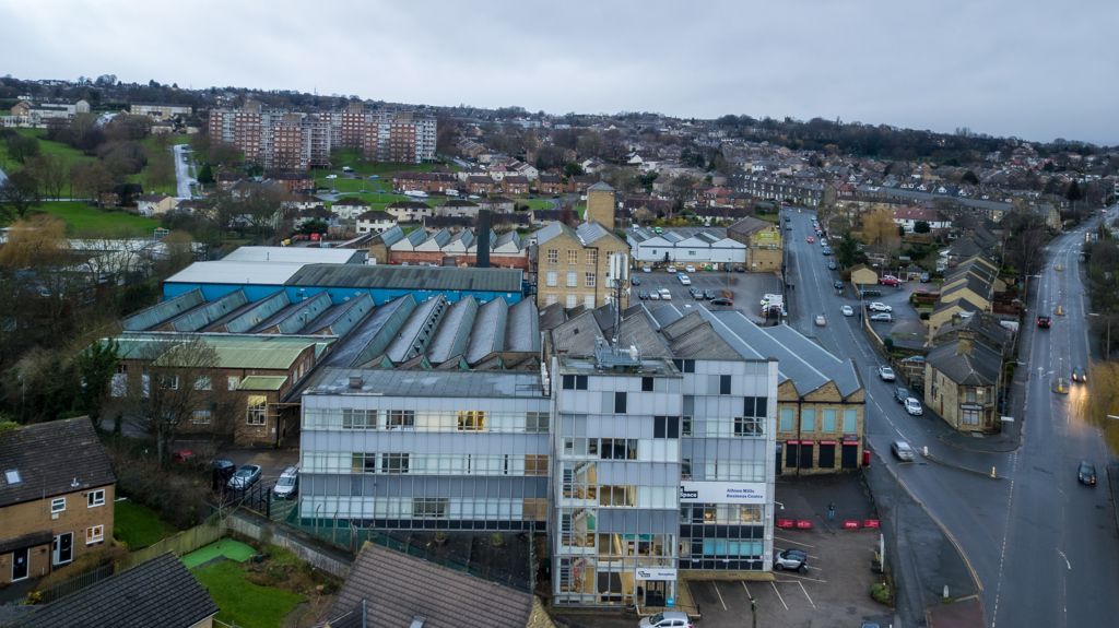 Property photo 3 of 4 Photo 2