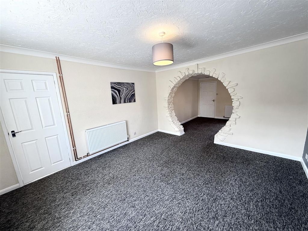 Property photo 3 of 25 Img_1025.Jpg
