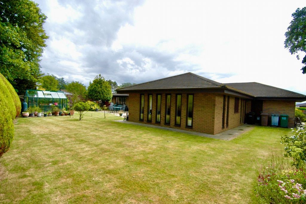 Property photo 1 of 30 Picture No. 31