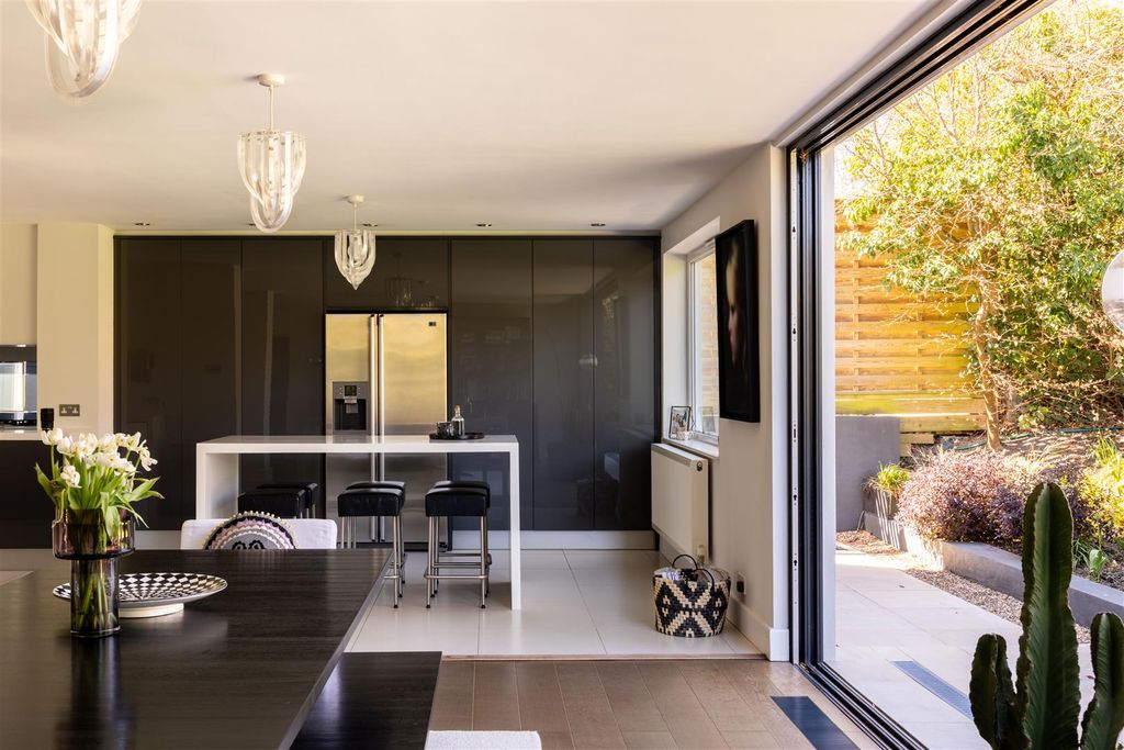 Additional image 13 of 5 bed detached house for saleGatton Road, Reigate RH2
