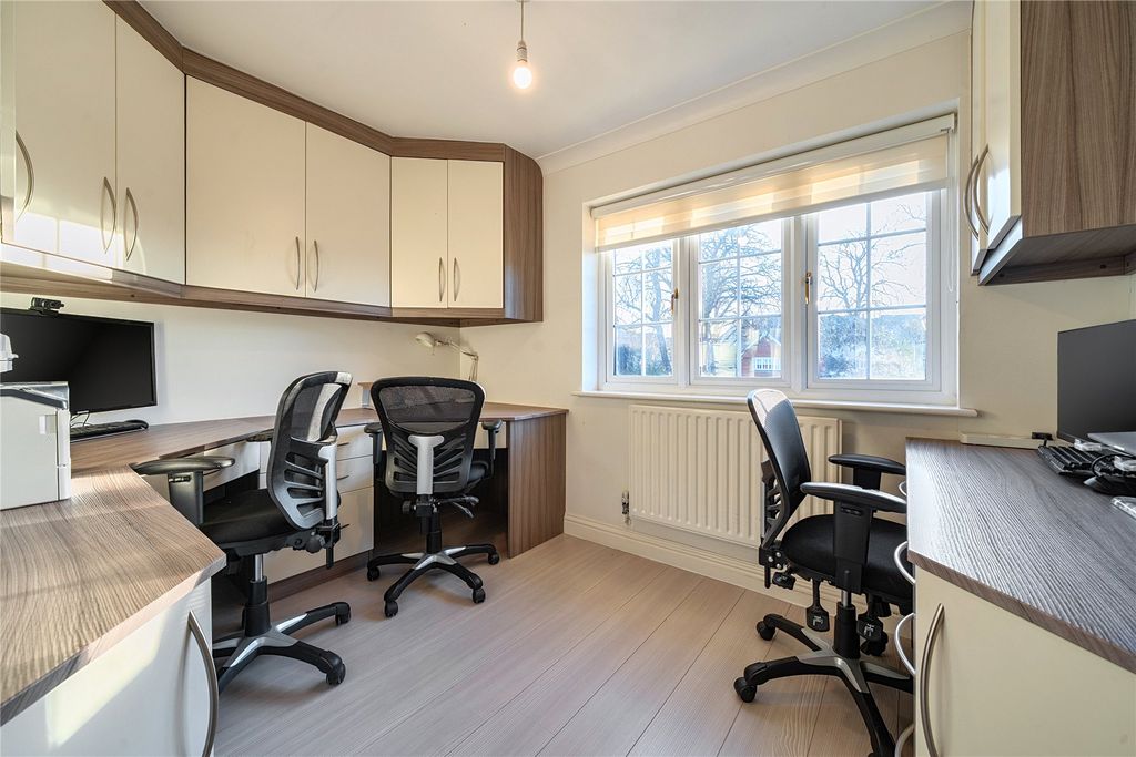 Additional image 13 of 6 bed country house for saleSandringham Drive, Dartford, Kent DA2