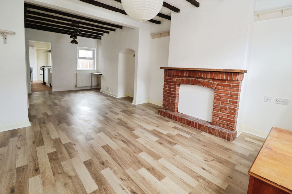 Property photo 3 of 13