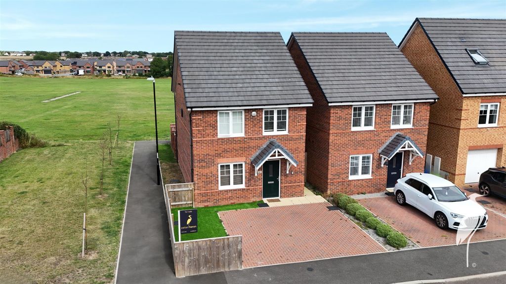 Property photo 1 of 33