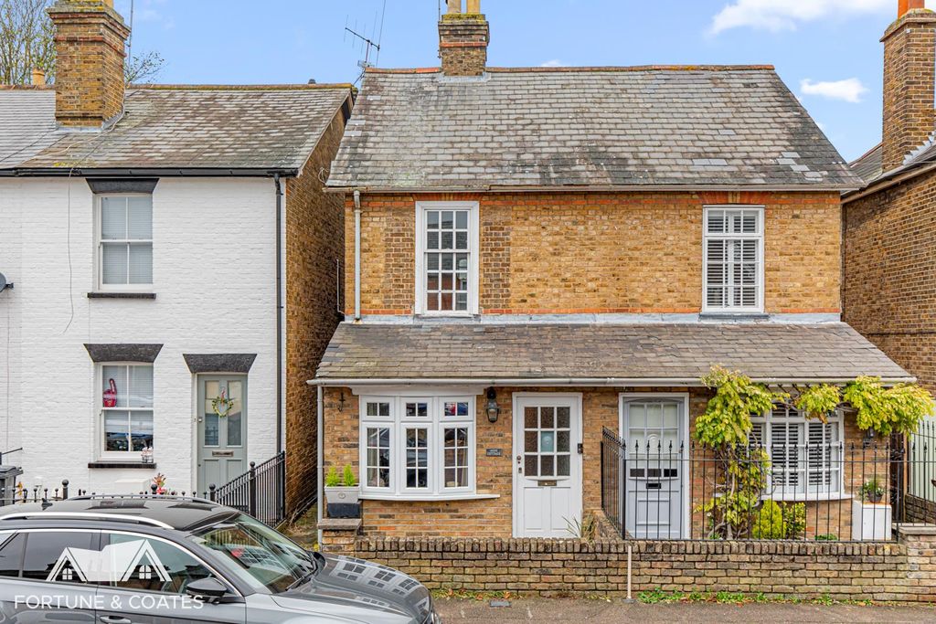 Property photo 1 of 20 Buryroad_21.Jpg