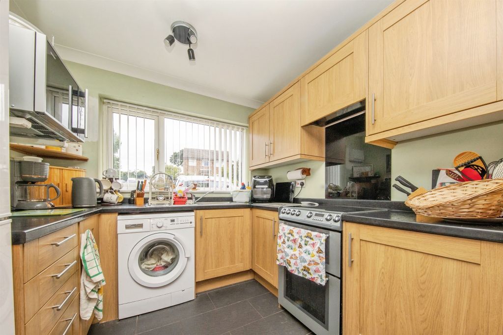 Property photo 3 of 14