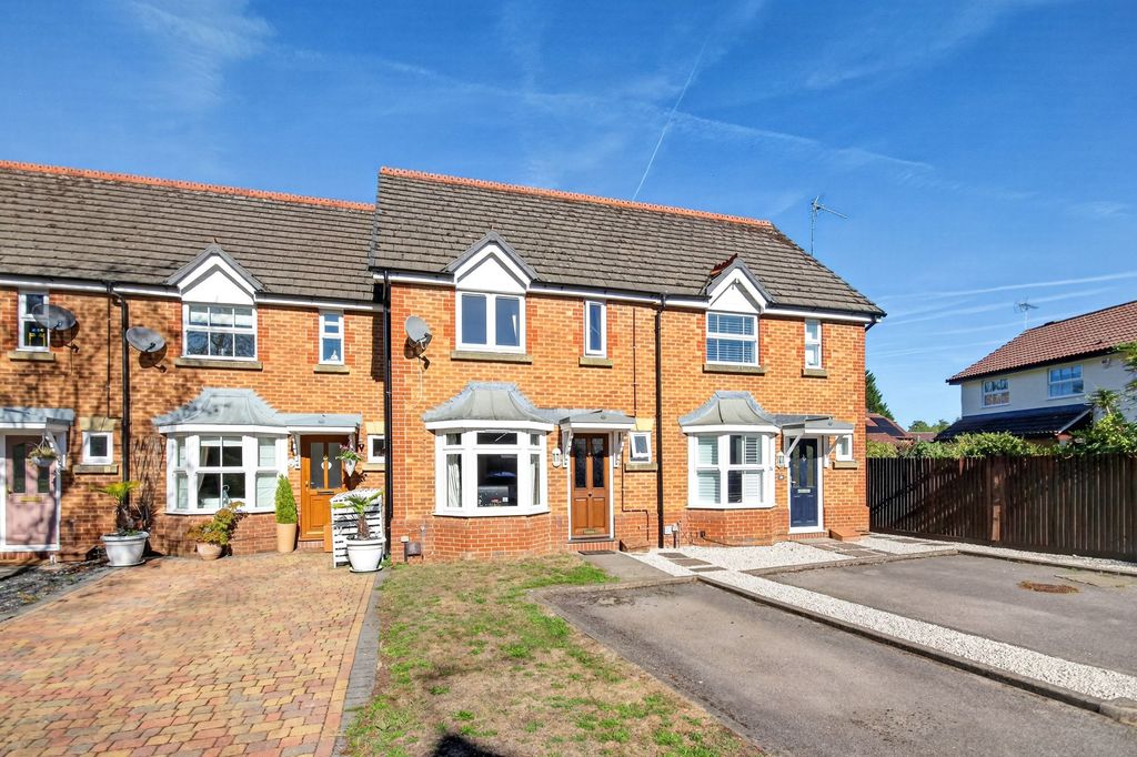 Property photo 1 of 12