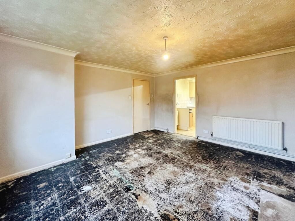 Property photo 2 of 21 4839993