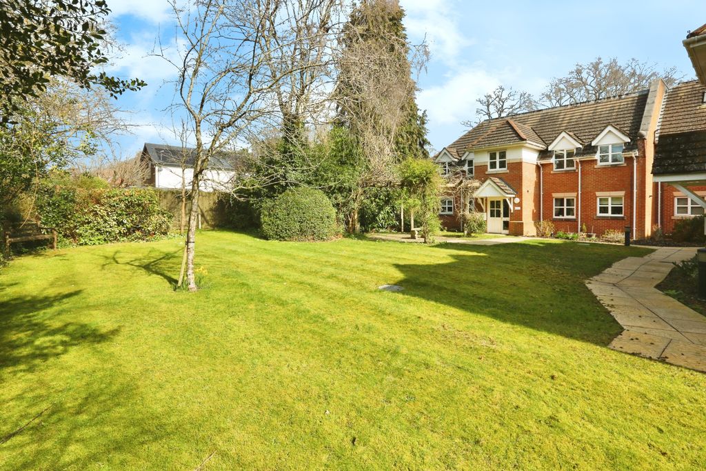 Property photo 2 of 12 Photography