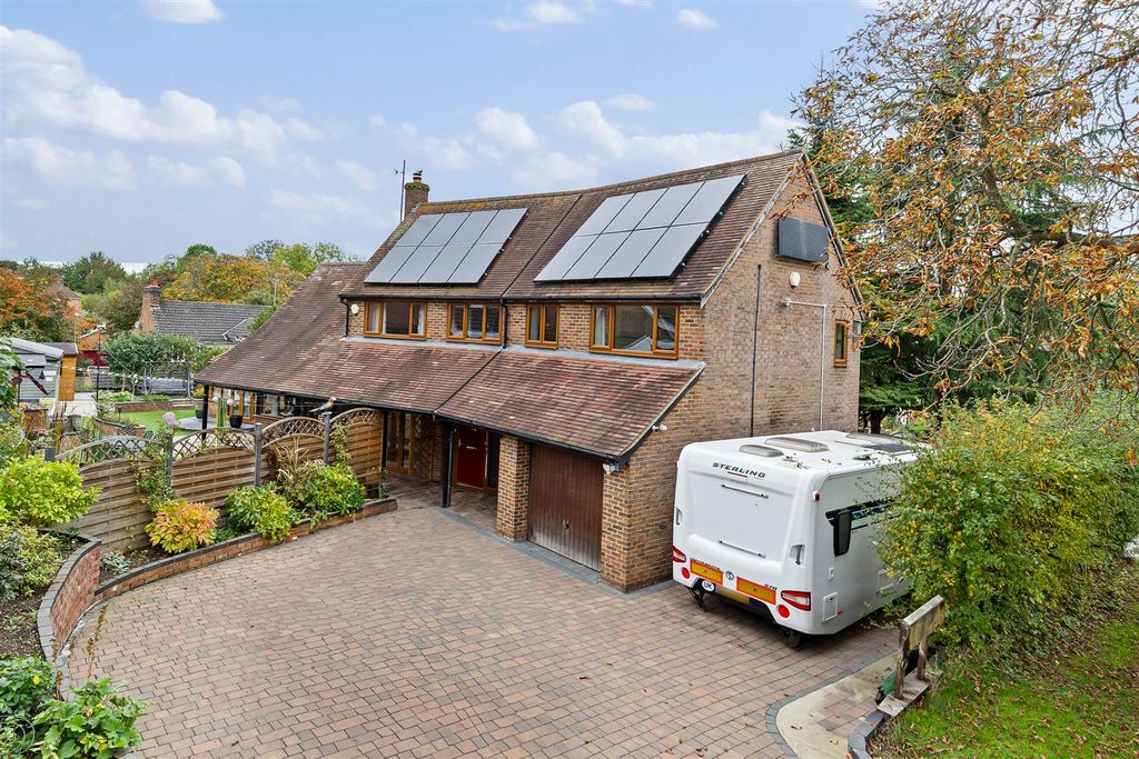 Property photo 1 of 37 19Lisselrdweb02.Jpg