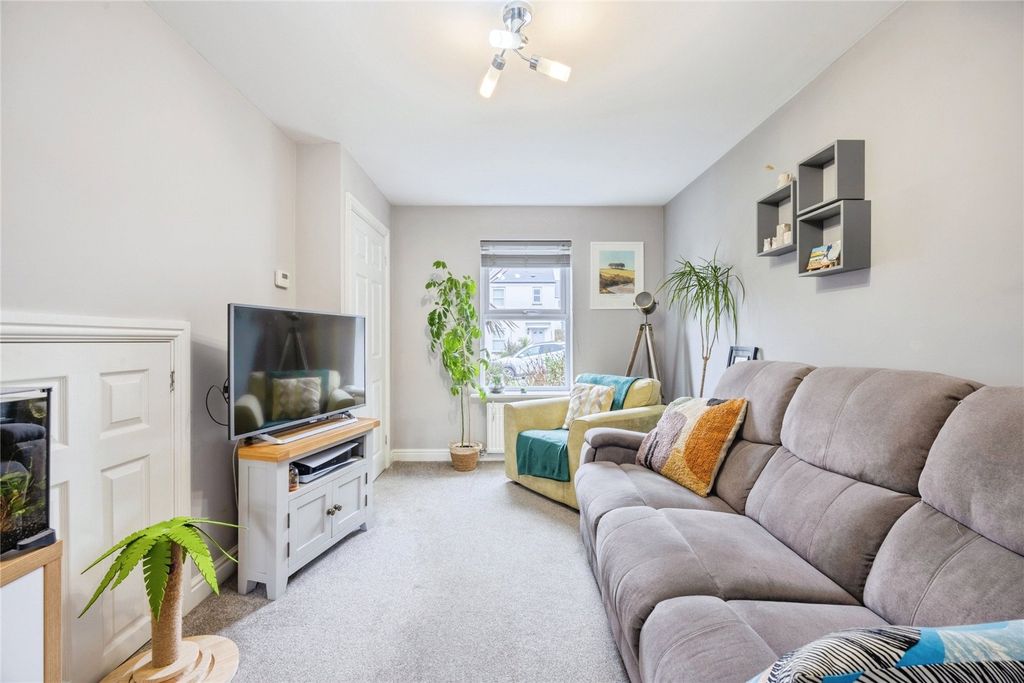 Property photo 3 of 14 Picture No. 09