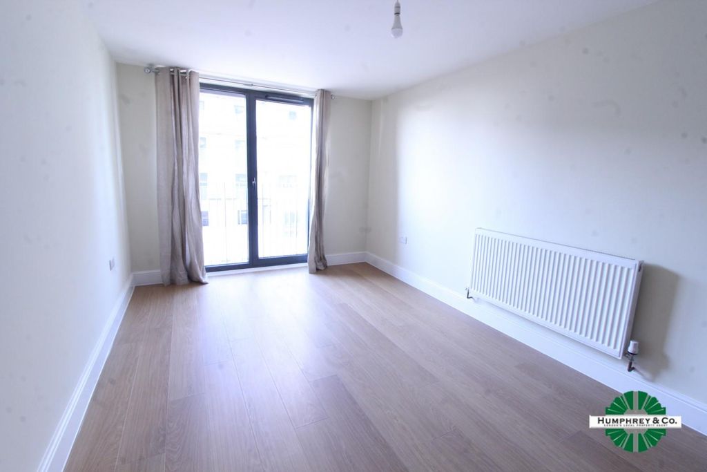 Property photo 3 of 5 2.Jpg