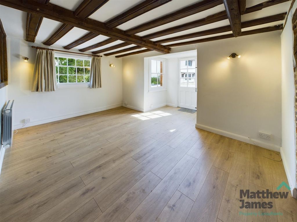 Property photo 2 of 11 Cam03063G0-Pr0050-Still006.Jpg