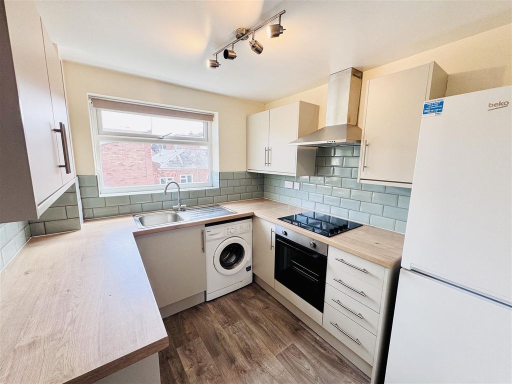 Property photo 2 of 11 Img_4744.Jpeg