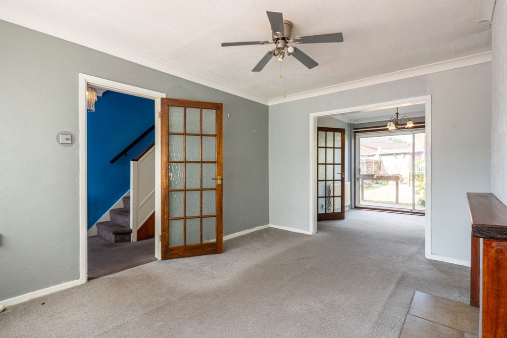Property photo 2 of 21 5279313
