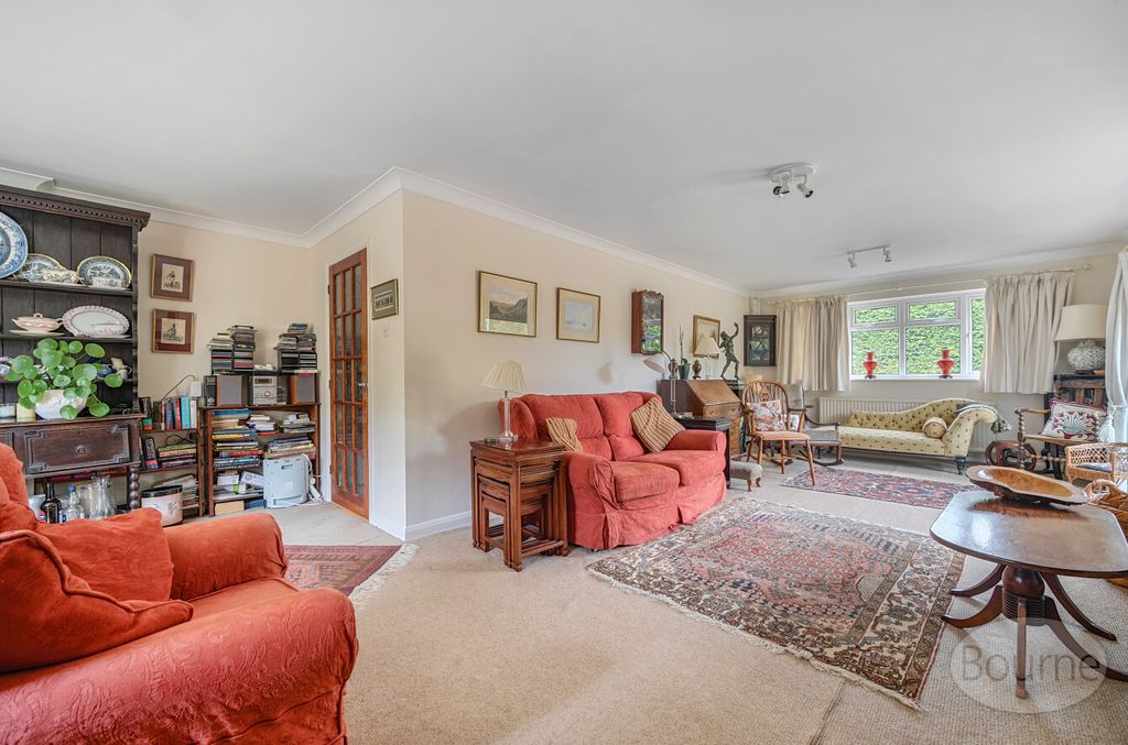 Property photo 3 of 16 ce25788c-Fb41-4E3...